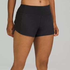 Lululemon Mid Rise Speed Up Short 4" inseam